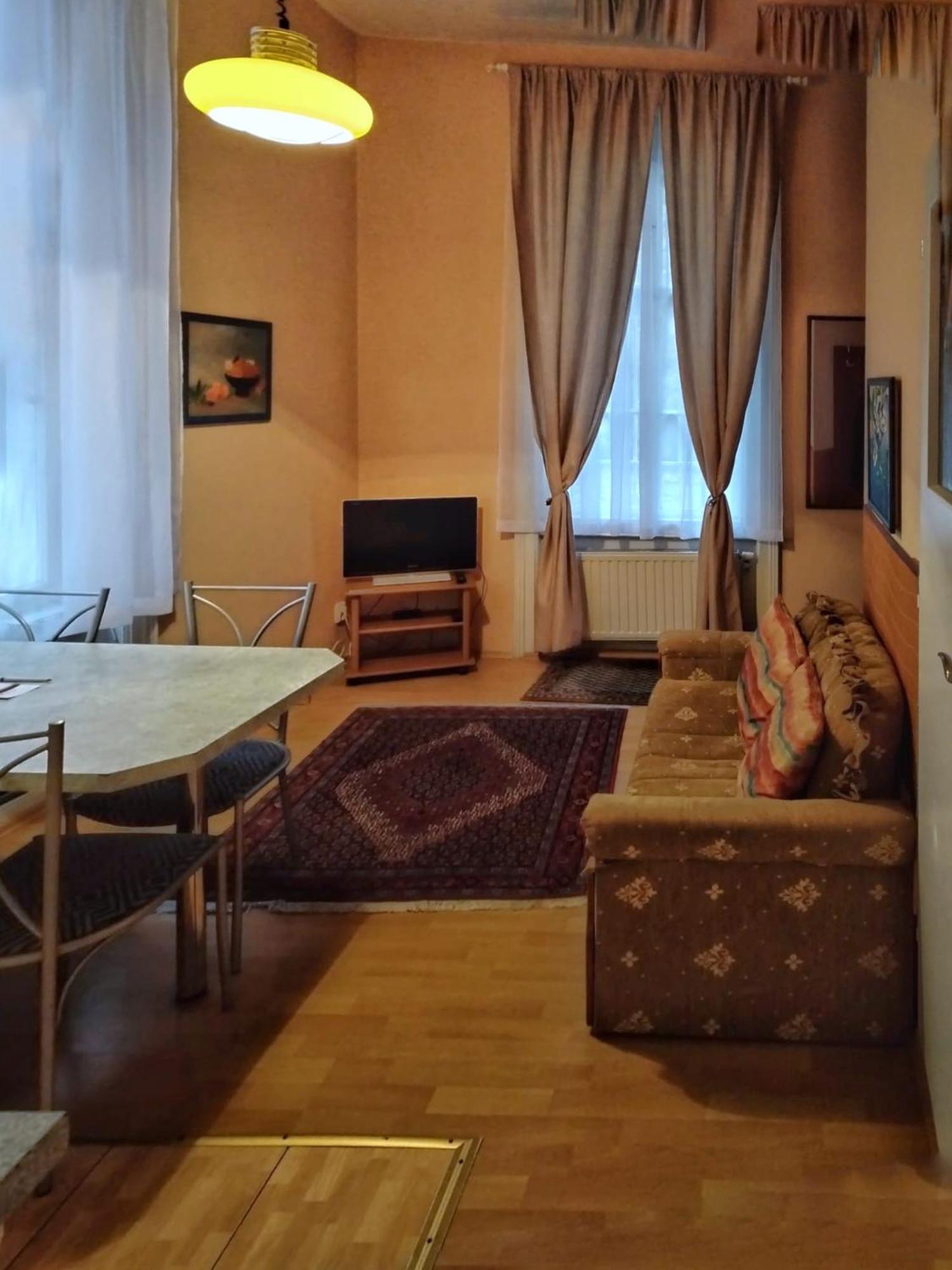 Апартаменты Delux Kolonada Карловы Вары Экстерьер фото